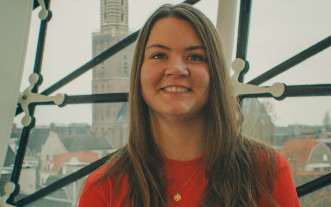 CODE ROOD: Amber als Secretaris